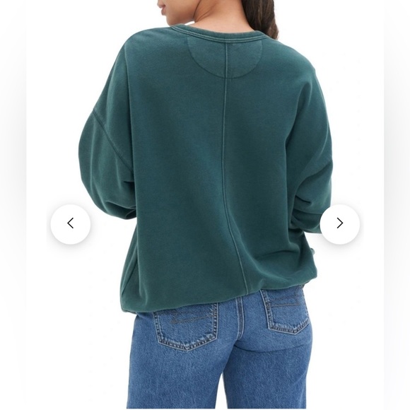 NWT- American Eagle Crew Neck Sweatshirt- oversized medium - Picture 2 of 11